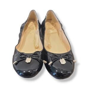 Like New Vince Camuto Black Lacquered Flats Size 5.5